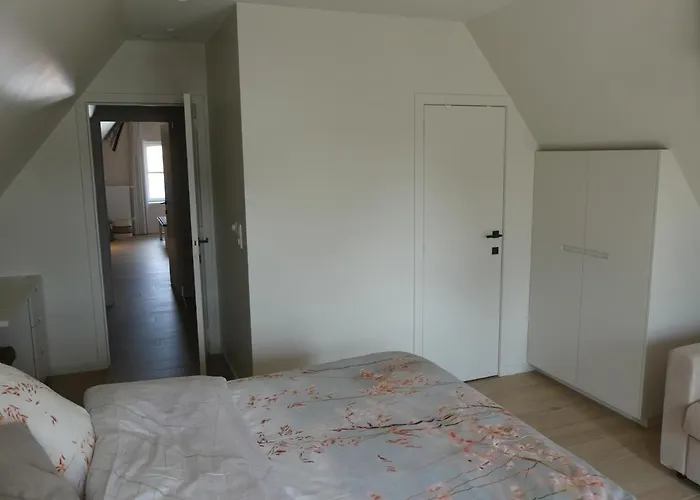 Vakantiewoning De Nachtegaal Holiday home *